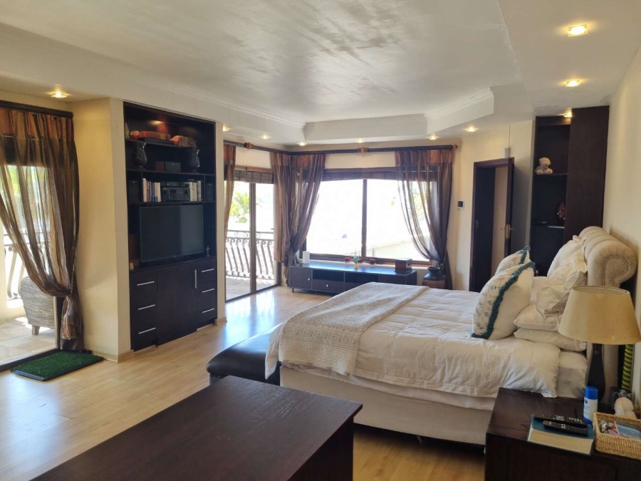 4 Bedroom Property for Sale in Bonza Bay Eastern Cape